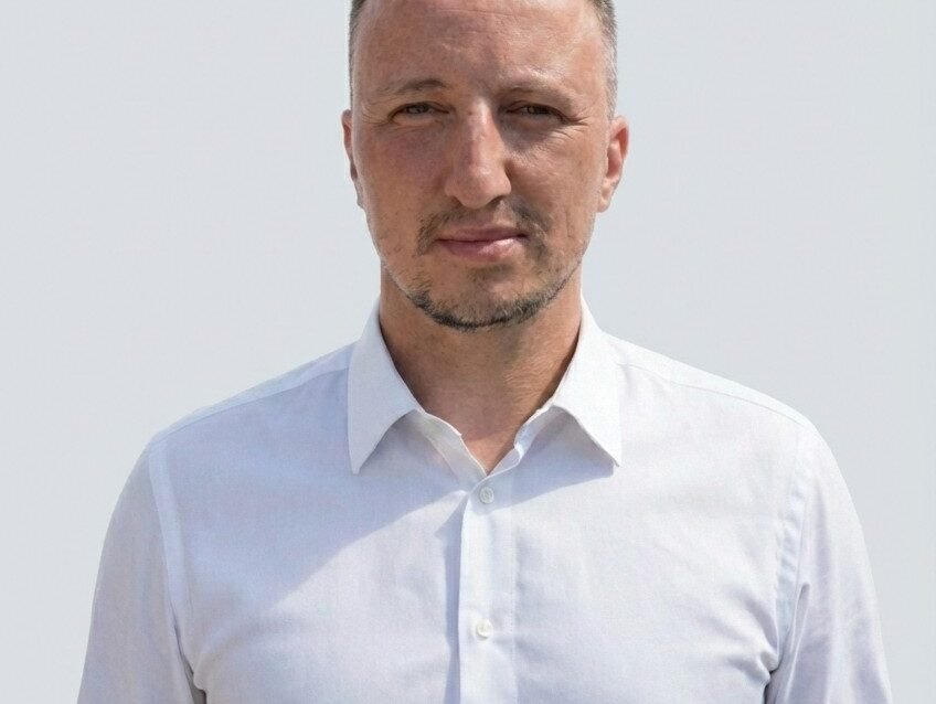 photo_2025fdfghretzh12-17_20-18-54