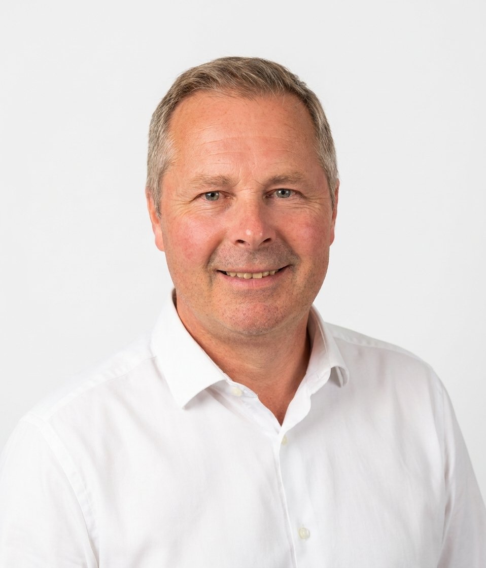 JAMES MACKENZIE QPSAG